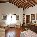 Casale Giulio By Posarellivillas