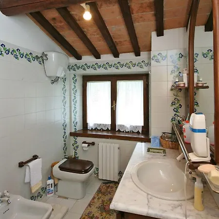 Holiday home Holiday Home Casale Giulio By Posarellivillas *