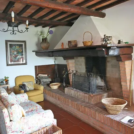 Holiday home Holiday Home Casale Giulio By Posarellivillas