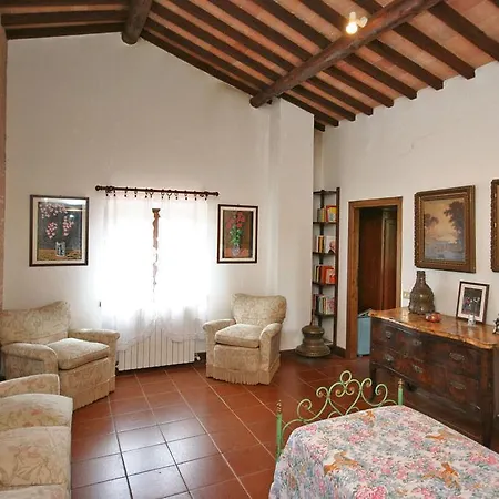 Holiday Home Casale Giulio By Posarellivillas